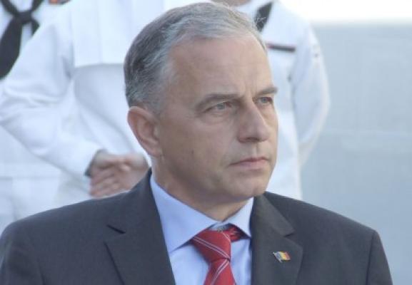Geoană spune că privatizarea Oltchim este făcută 